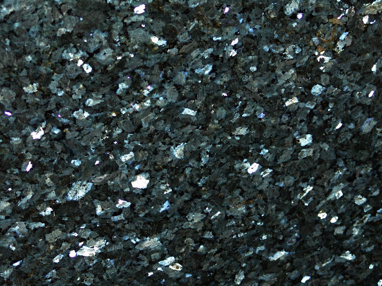 	Emerald Pearl